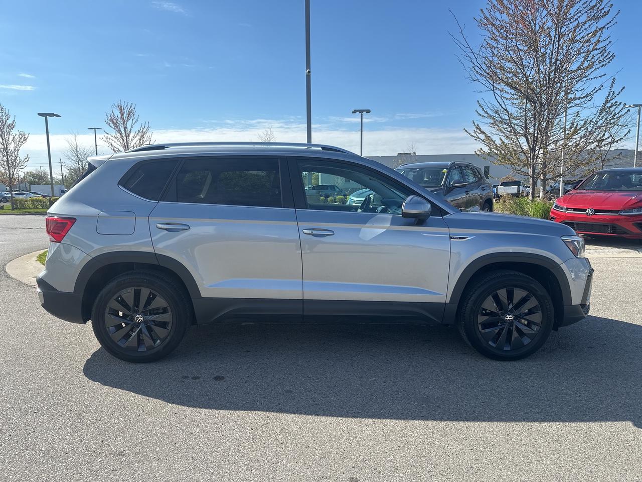 2022 Volkswagen Taos Comfortline 4Motion Photo
