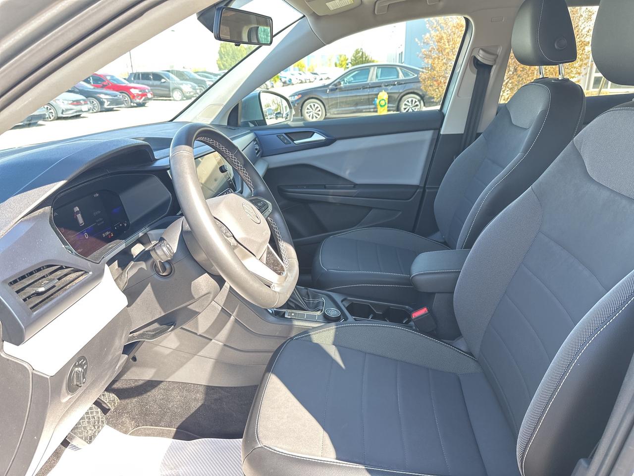 2022 Volkswagen Taos Comfortline 4Motion Photo