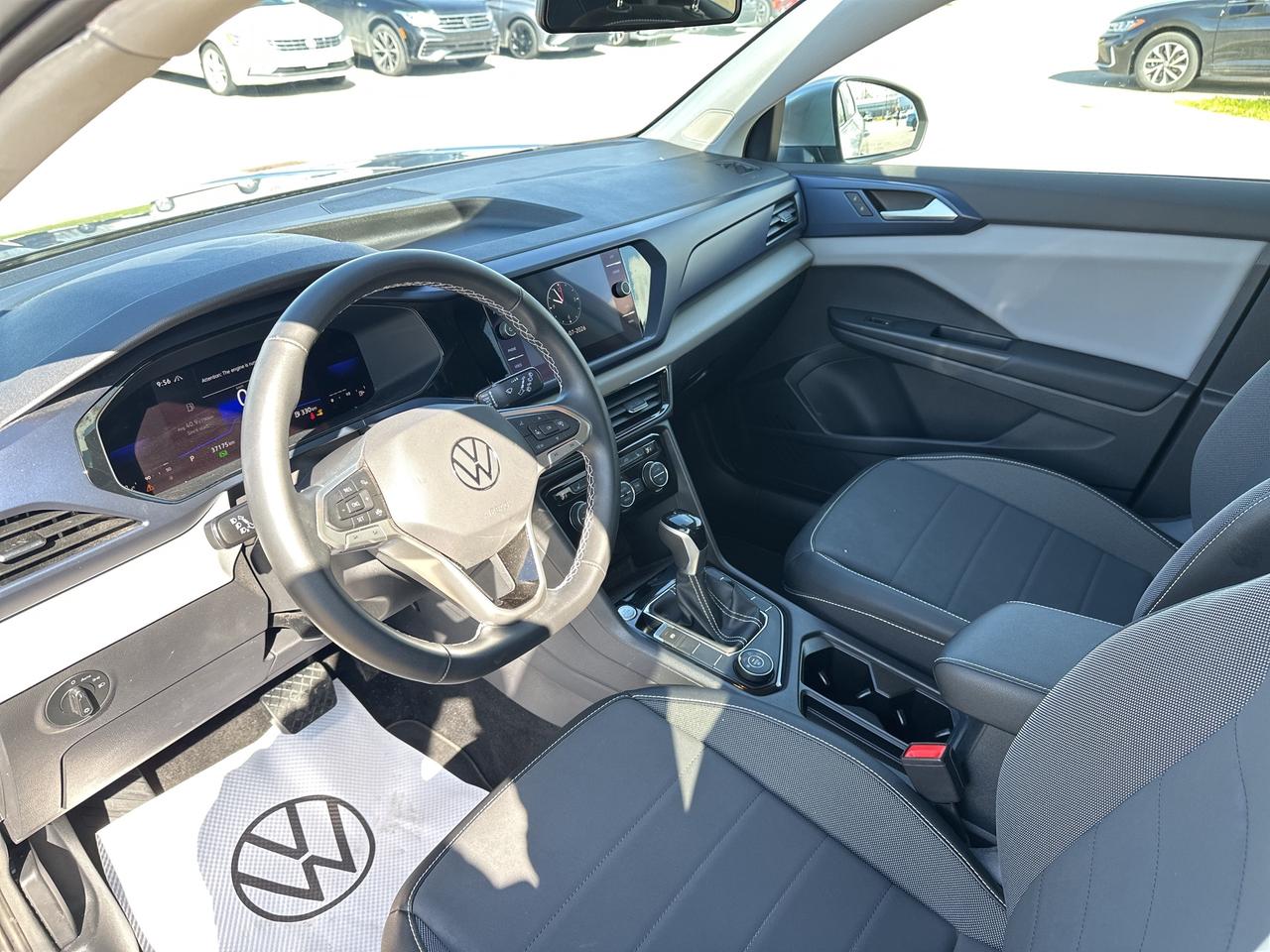 2022 Volkswagen Taos Comfortline 4Motion Photo