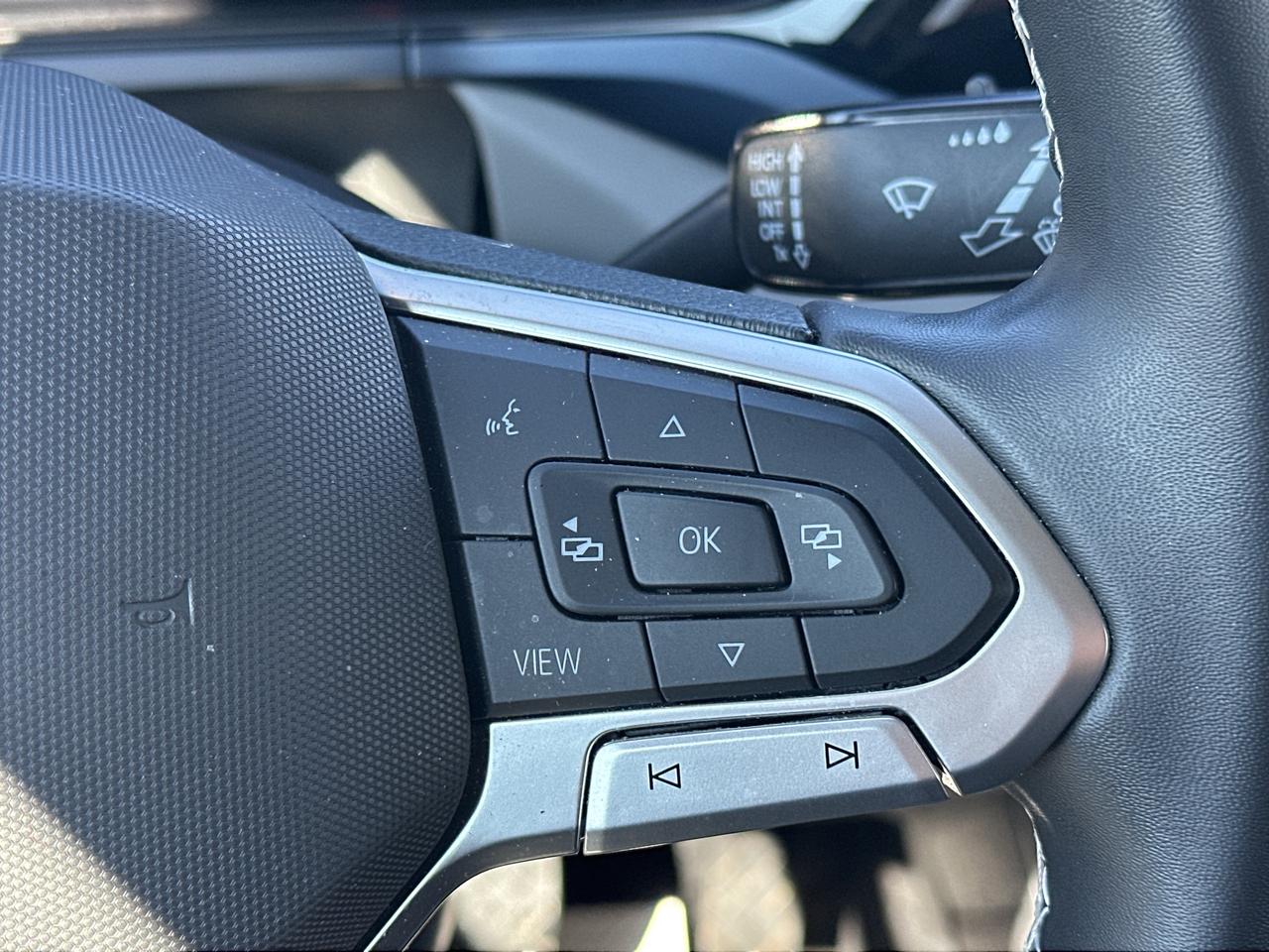 2022 Volkswagen Taos Comfortline 4Motion Photo