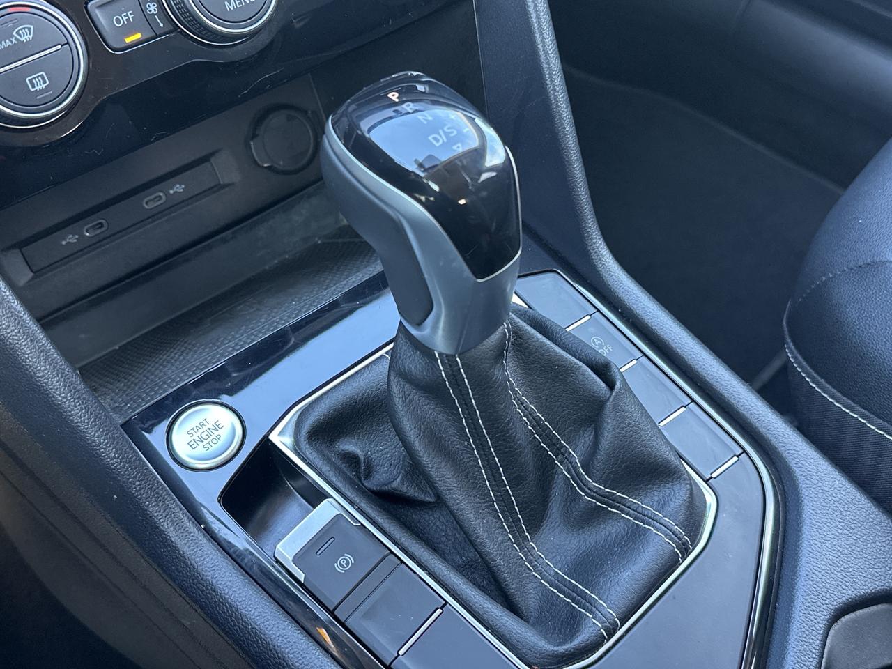 2022 Volkswagen Taos Comfortline 4Motion Photo