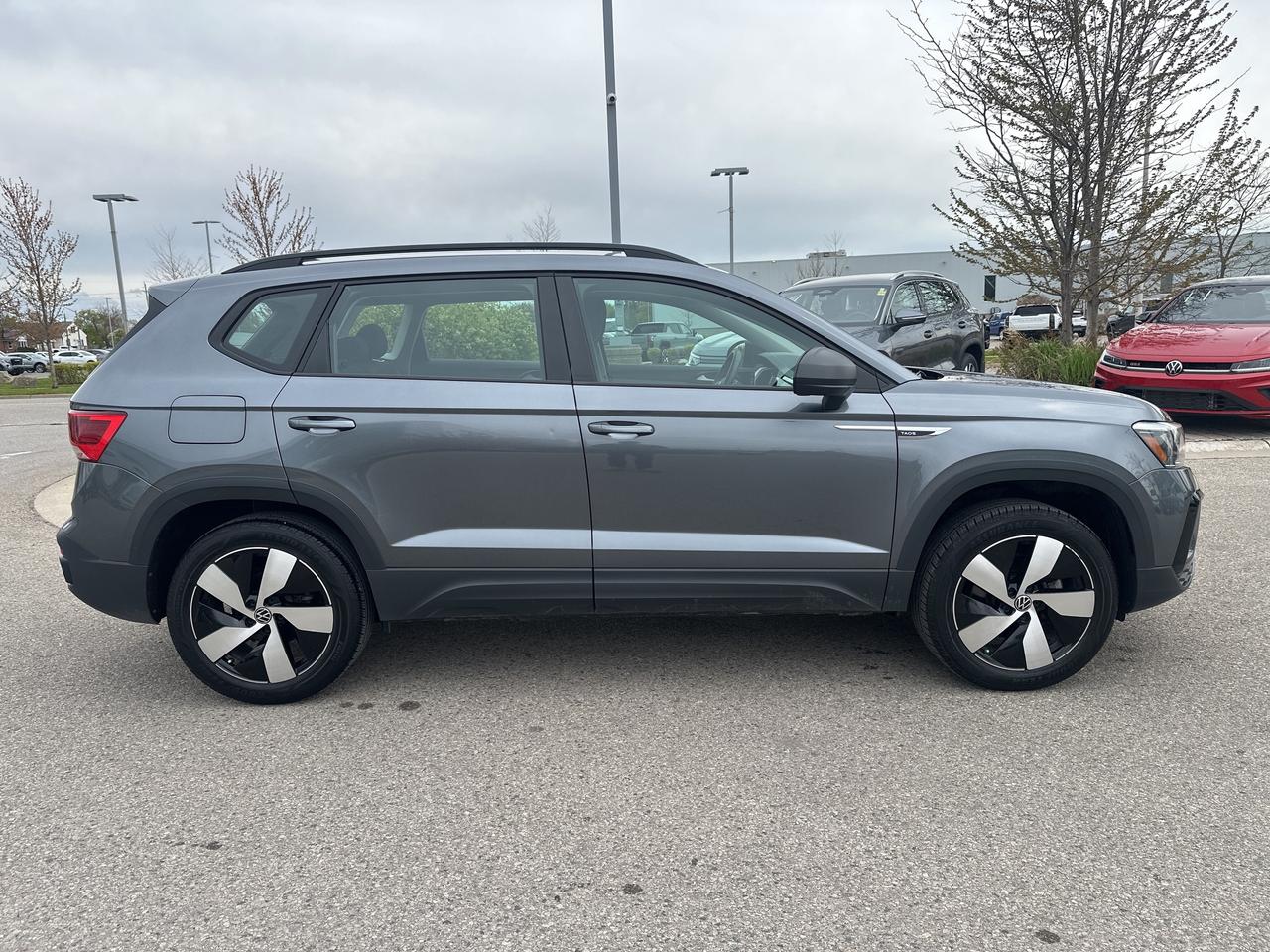 2024 Volkswagen Taos Trendline 4Motion Photo