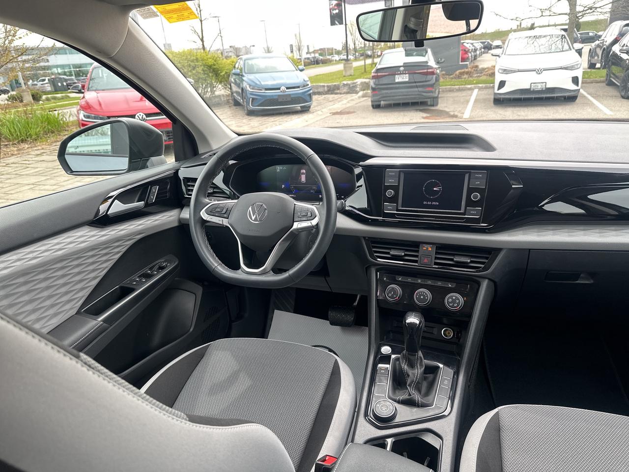 2024 Volkswagen Taos Trendline 4Motion Photo