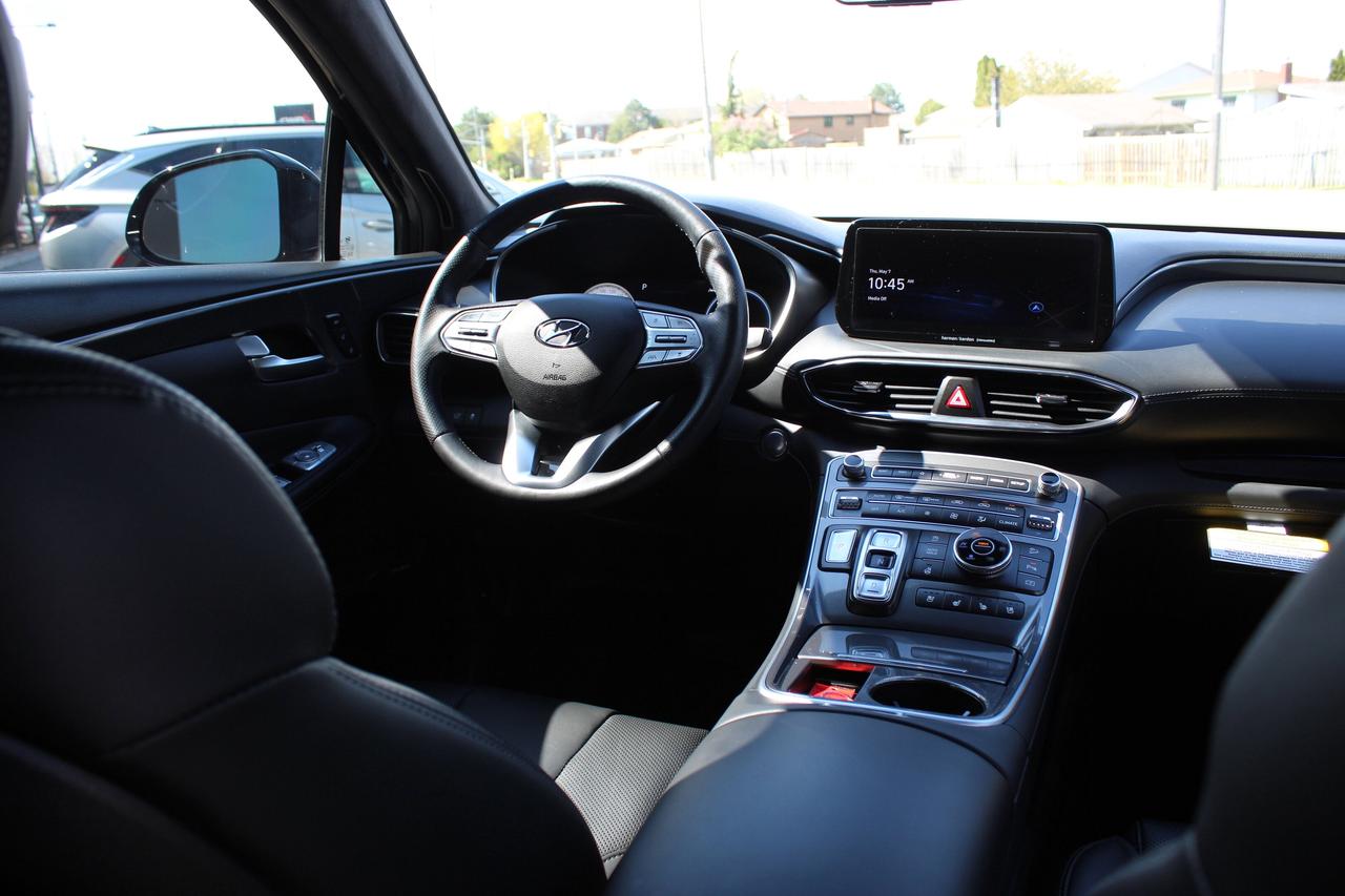 2023 Hyundai Santa Fe Ultimate Calligraphy Photo