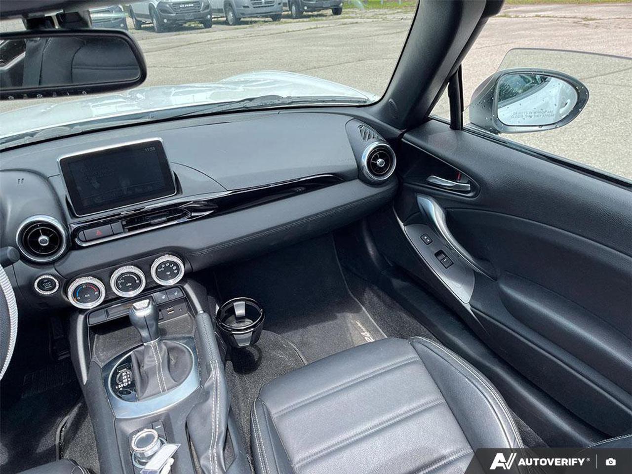 2020 Fiat 124 Spider Lusso | Leather | Navigation | BOSE Premium Audio | Blind-Spot | Heated Seats | Push Button Start Photo