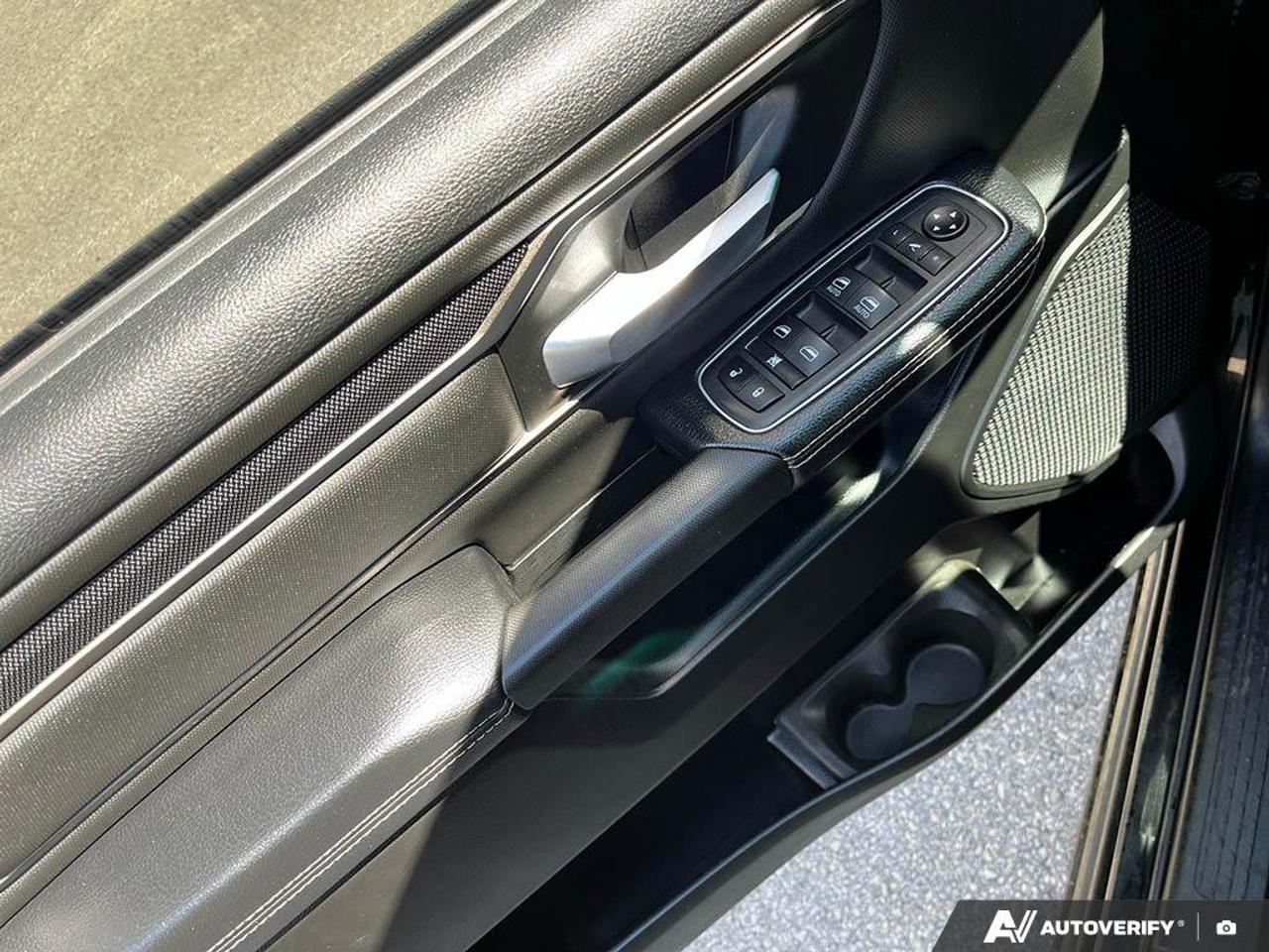 2022 RAM 1500 Sport | HEMI V8 | Navigation | CarPlay | Android Auto | Remote Start | 3.92 Axel Ratio Photo