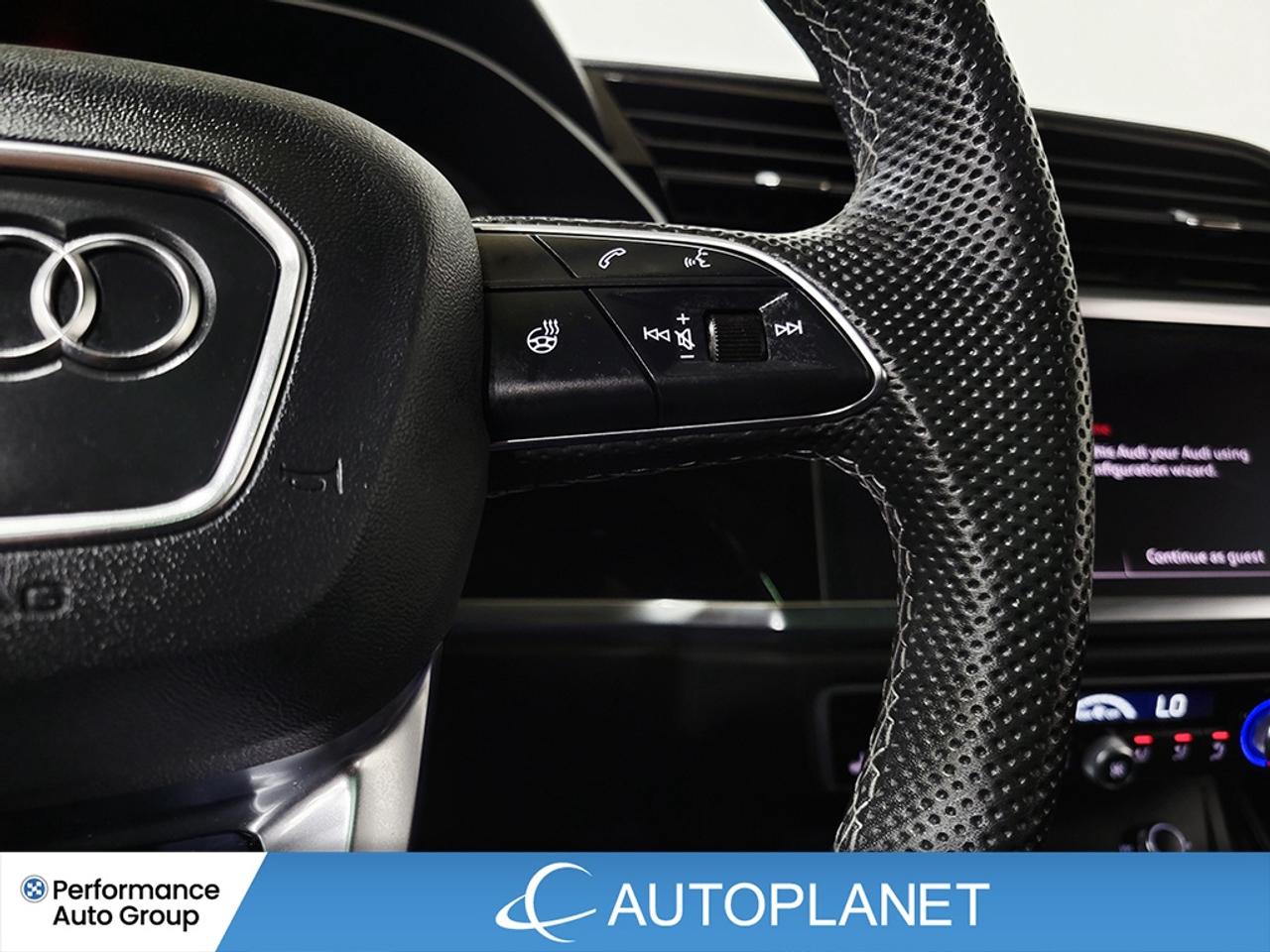 2025 Audi Q3 Progressiv 45 Quattro, S-Line, Back Up Cam! Photo