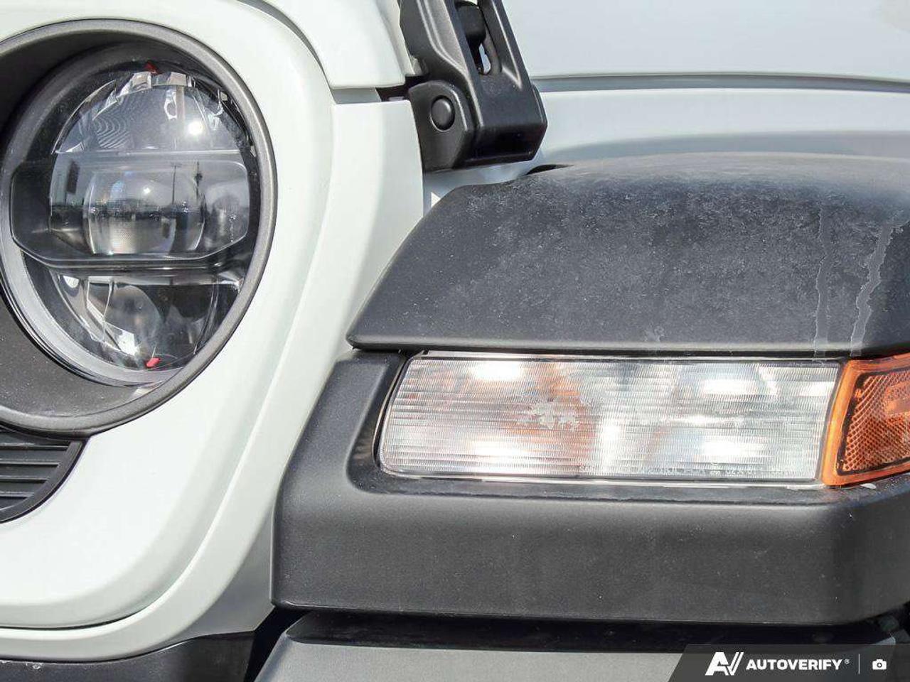 2025 Jeep Wrangler SPORT Photo