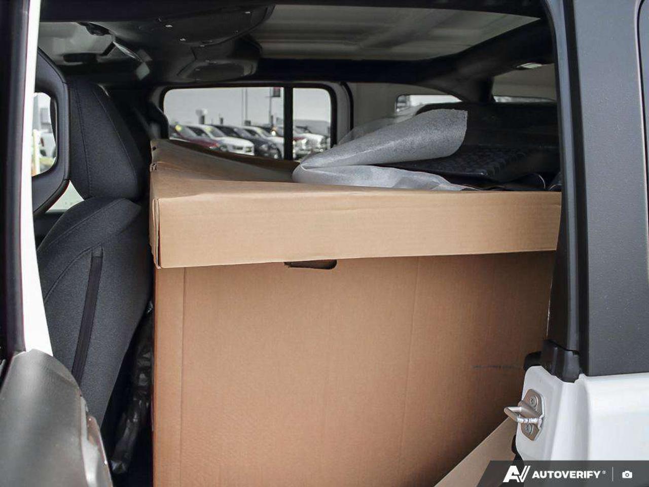 2025 Jeep Wrangler SPORT Photo