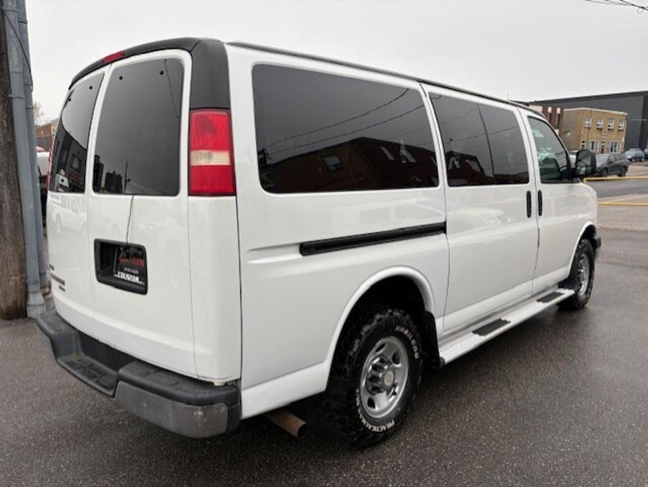 2011 Chevrolet Express Passenger LT 3500 *12 PASSENGER-CERTIFIED-10 TO CHOOSE FROM* Photo