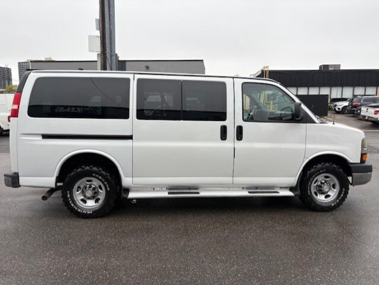 2011 Chevrolet Express Passenger LT 3500 *12 PASSENGER-CERTIFIED-10 TO CHOOSE FROM* Photo