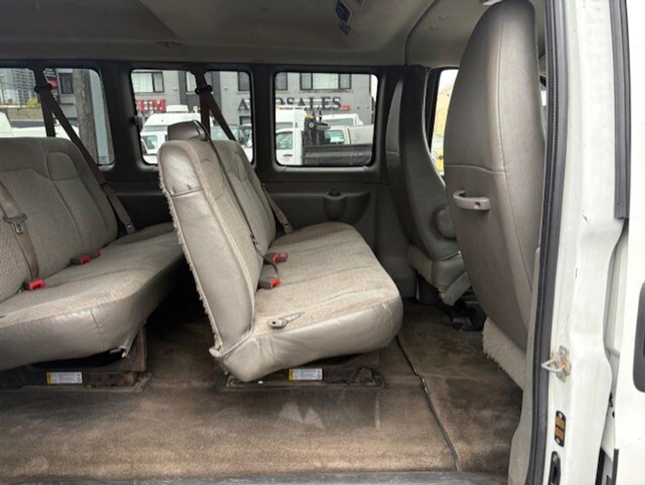 2011 Chevrolet Express Passenger LT 3500 *12 PASSENGER-CERTIFIED-10 TO CHOOSE FROM* Photo