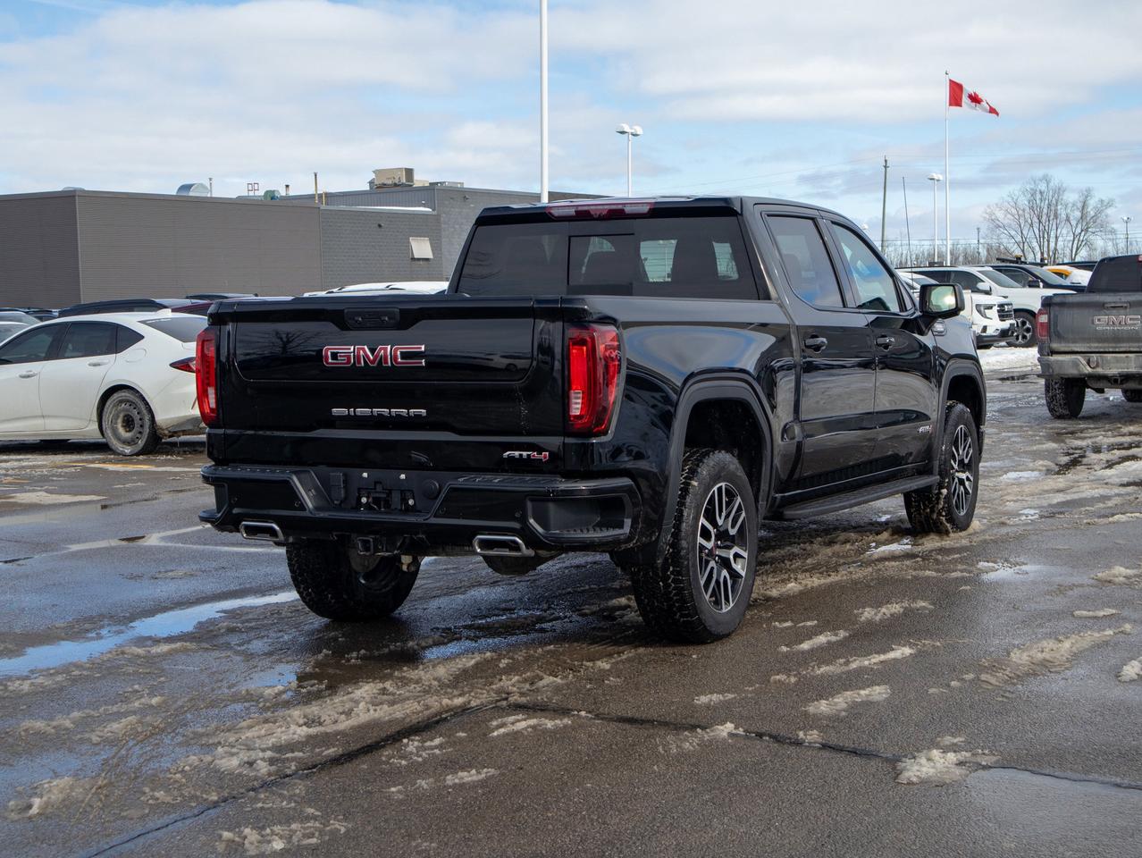 2024 GMC Sierra 1500 AT4 - Heated Mirrors   Leather Seats Photo