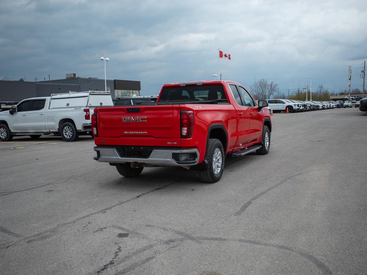 2021 GMC Sierra 1500 SLE - Power Seats   Remote Start Photo