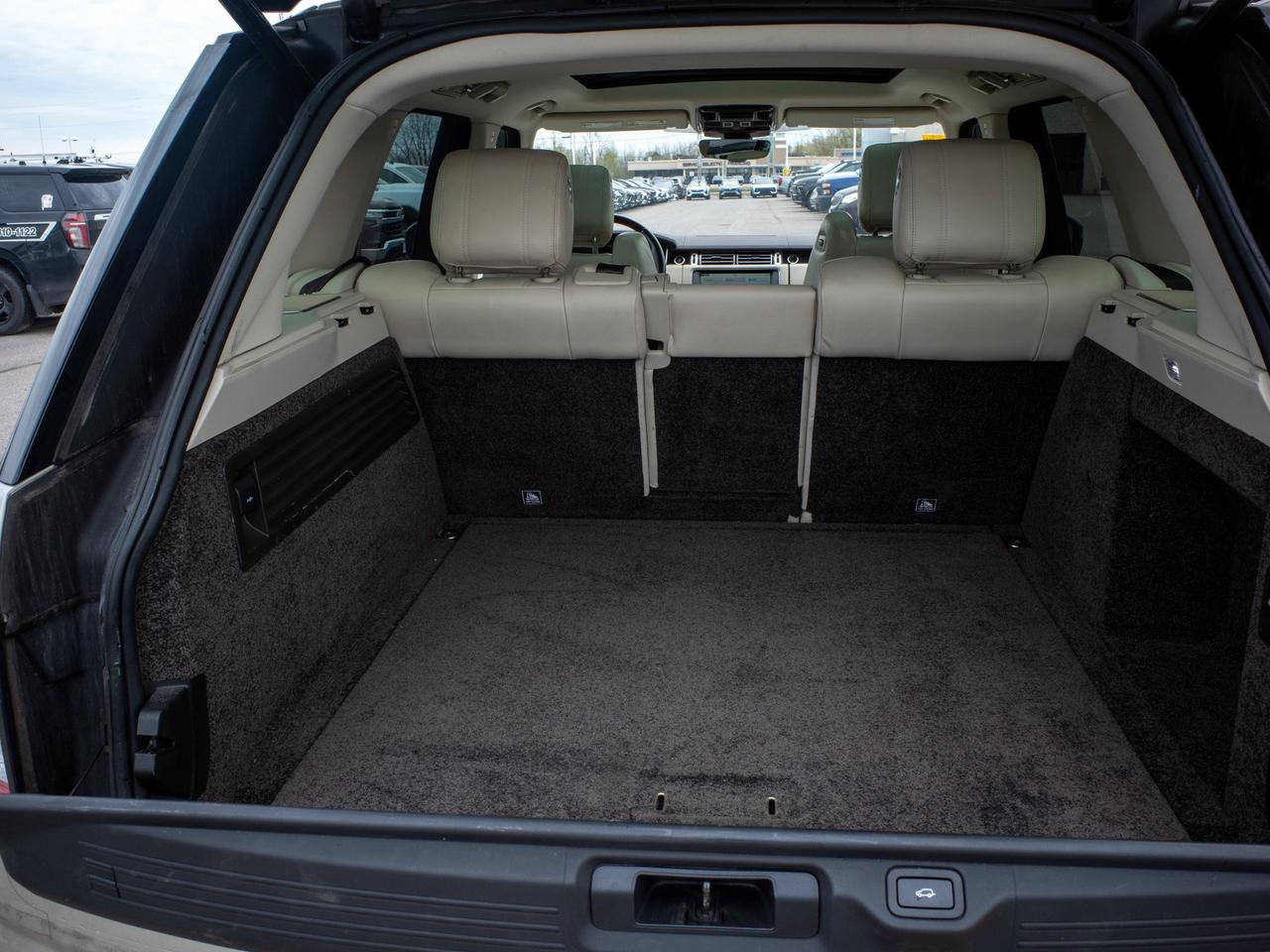 2017 Land Rover Range Rover Td6 HSE - Leather Seats   Sunroof Photo