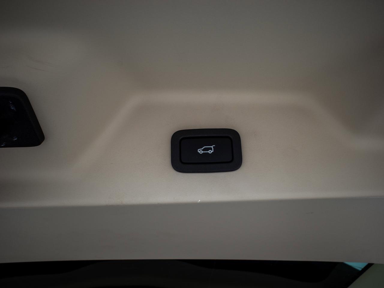 2017 Land Rover Range Rover Td6 HSE - Leather Seats   Sunroof Photo