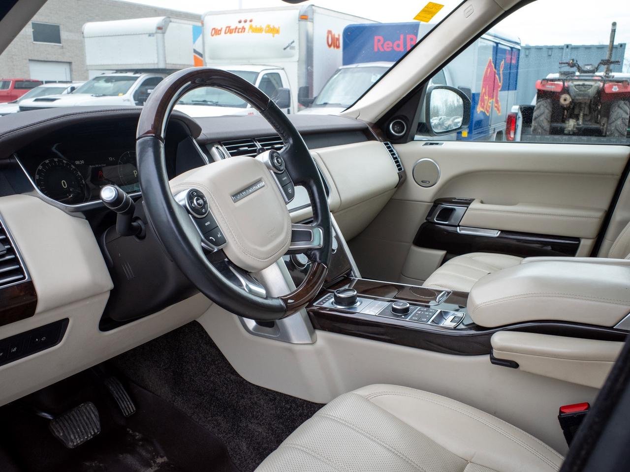 2017 Land Rover Range Rover Td6 HSE - Leather Seats   Sunroof Photo