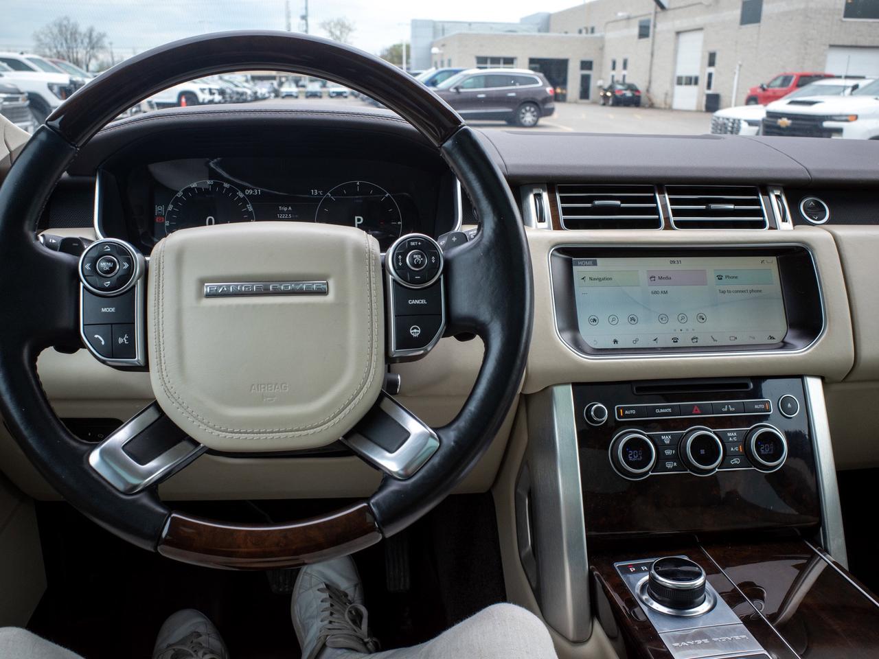2017 Land Rover Range Rover Td6 HSE - Leather Seats   Sunroof Photo