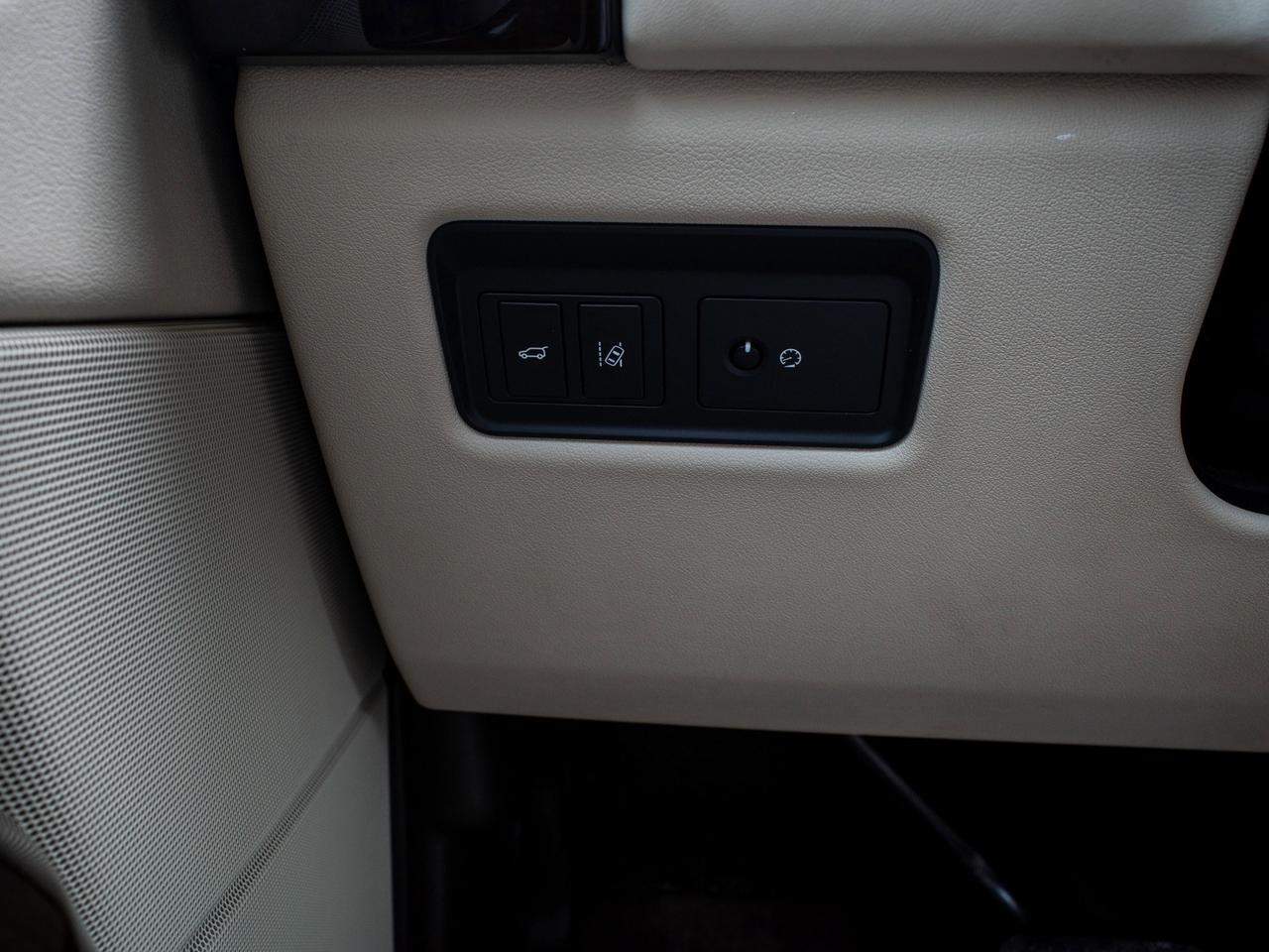 2017 Land Rover Range Rover Td6 HSE - Leather Seats   Sunroof Photo