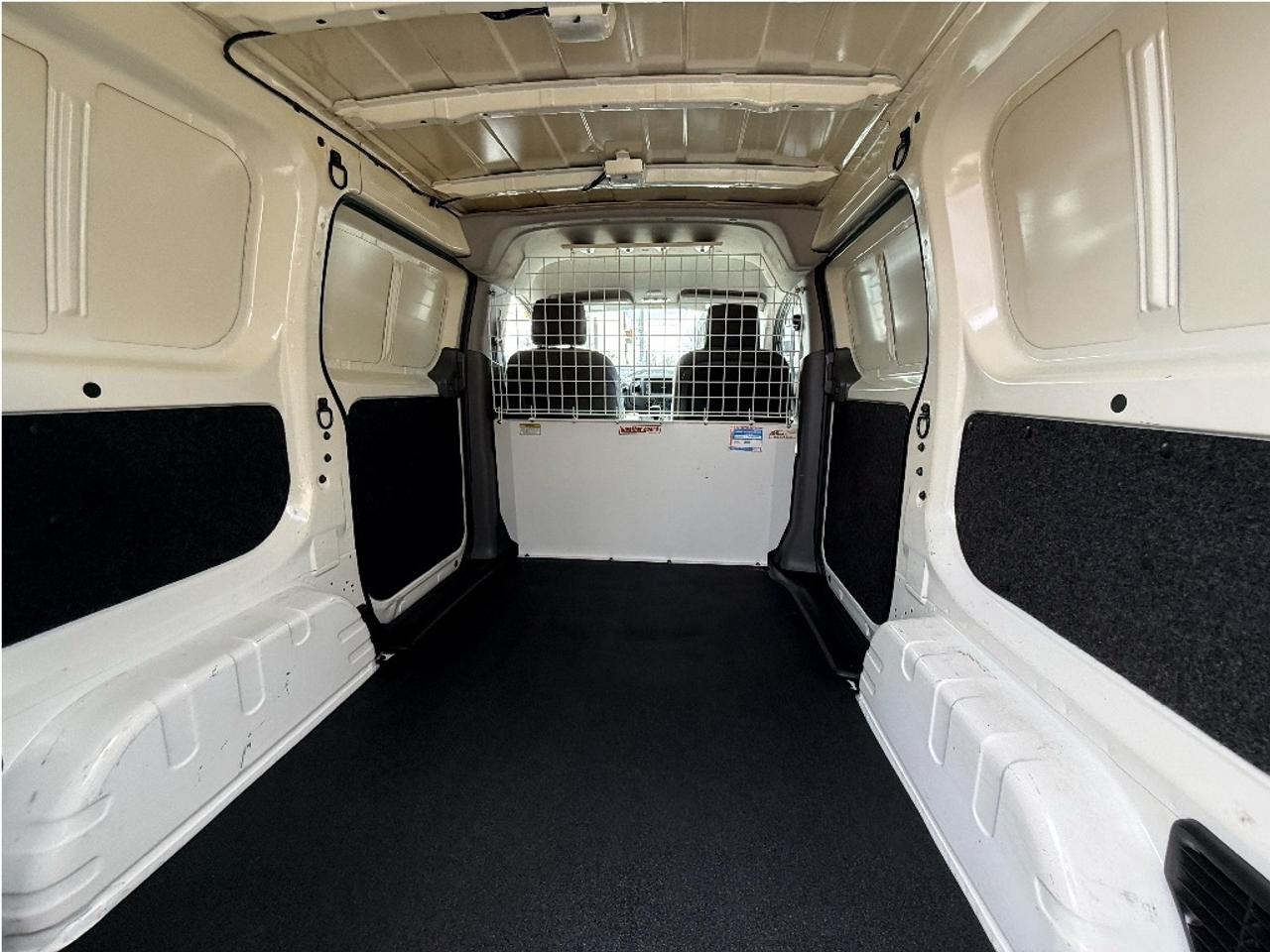 2021 Nissan NV200 Compact Cargo Low KMs Sold Certified Back Up Camera Photo