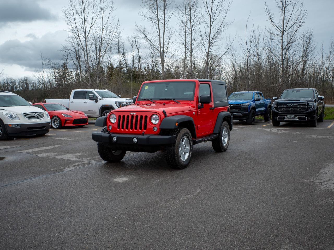 2015 Jeep Wrangler Sport - Convertible Soft Top   Rollover Protection Photo3