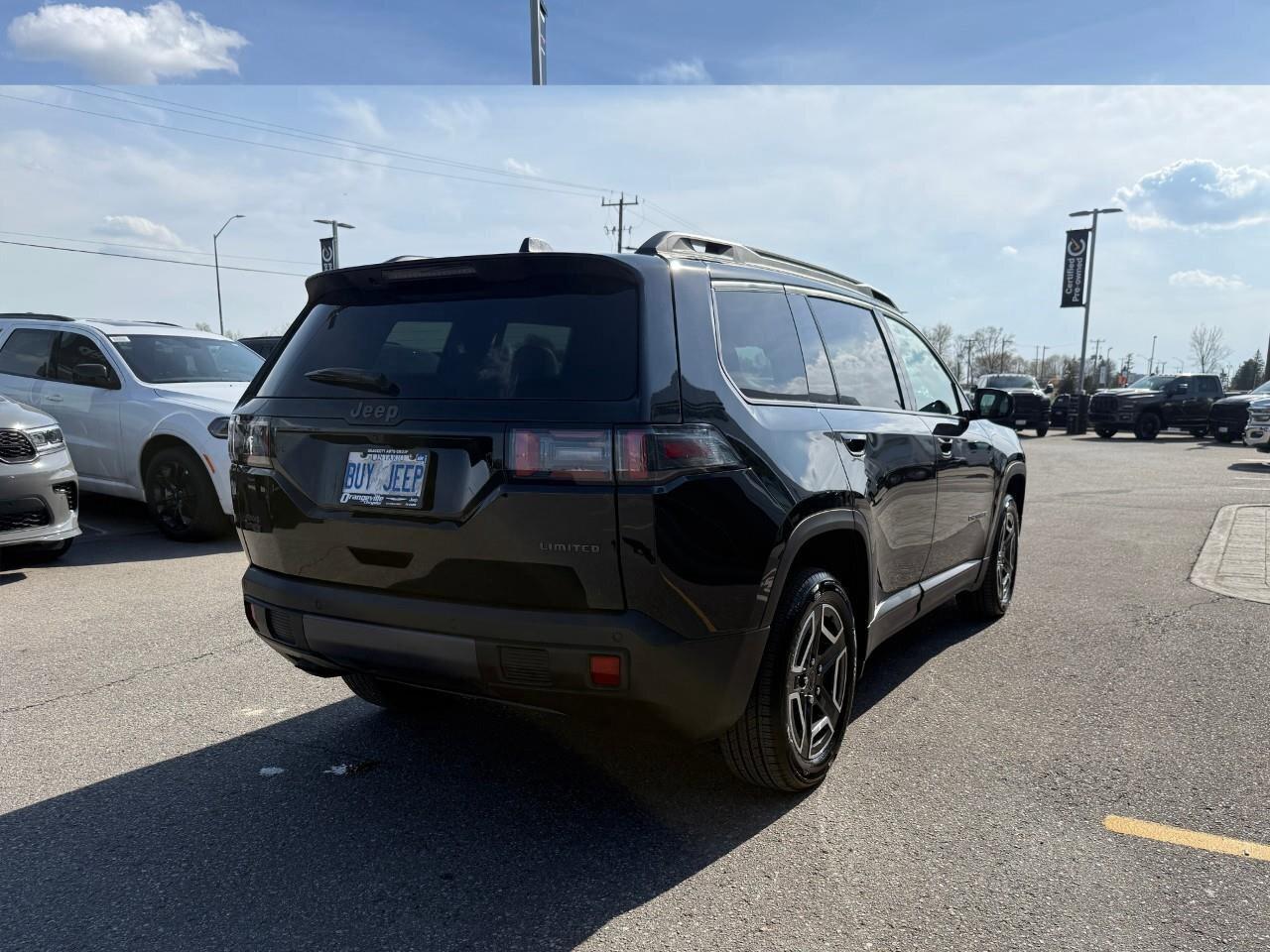 2026 Jeep Cherokee Limited 4X4 Photo