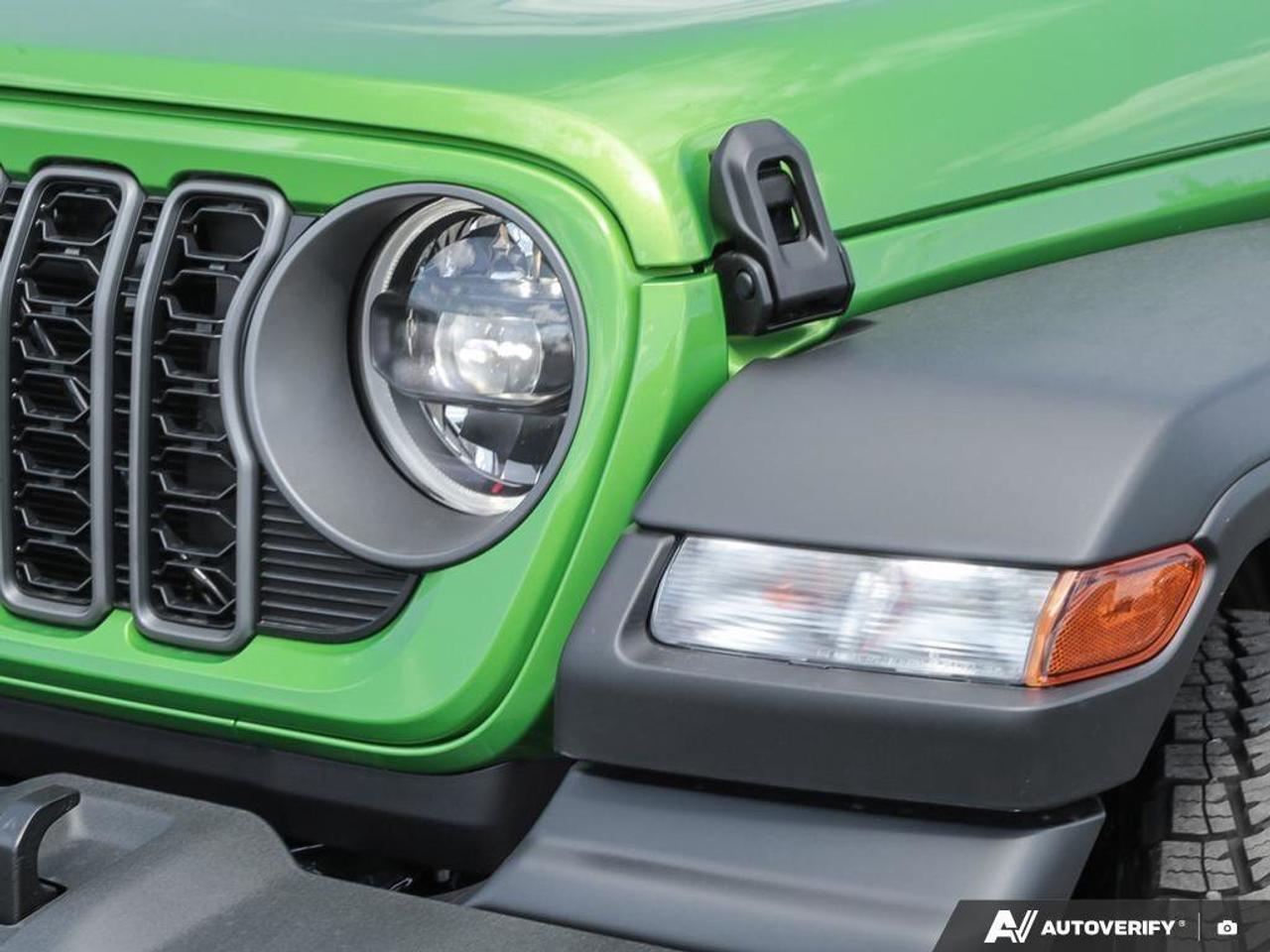2025 Jeep Wrangler SPORT Photo