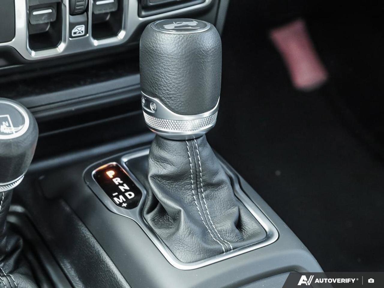 2025 Jeep Wrangler SPORT Photo