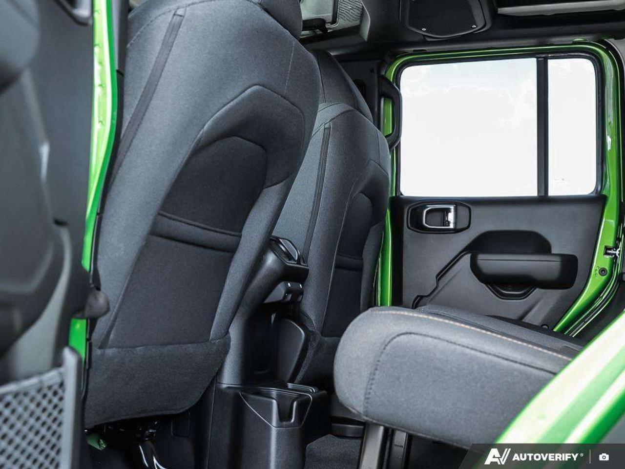 2025 Jeep Wrangler SPORT Photo