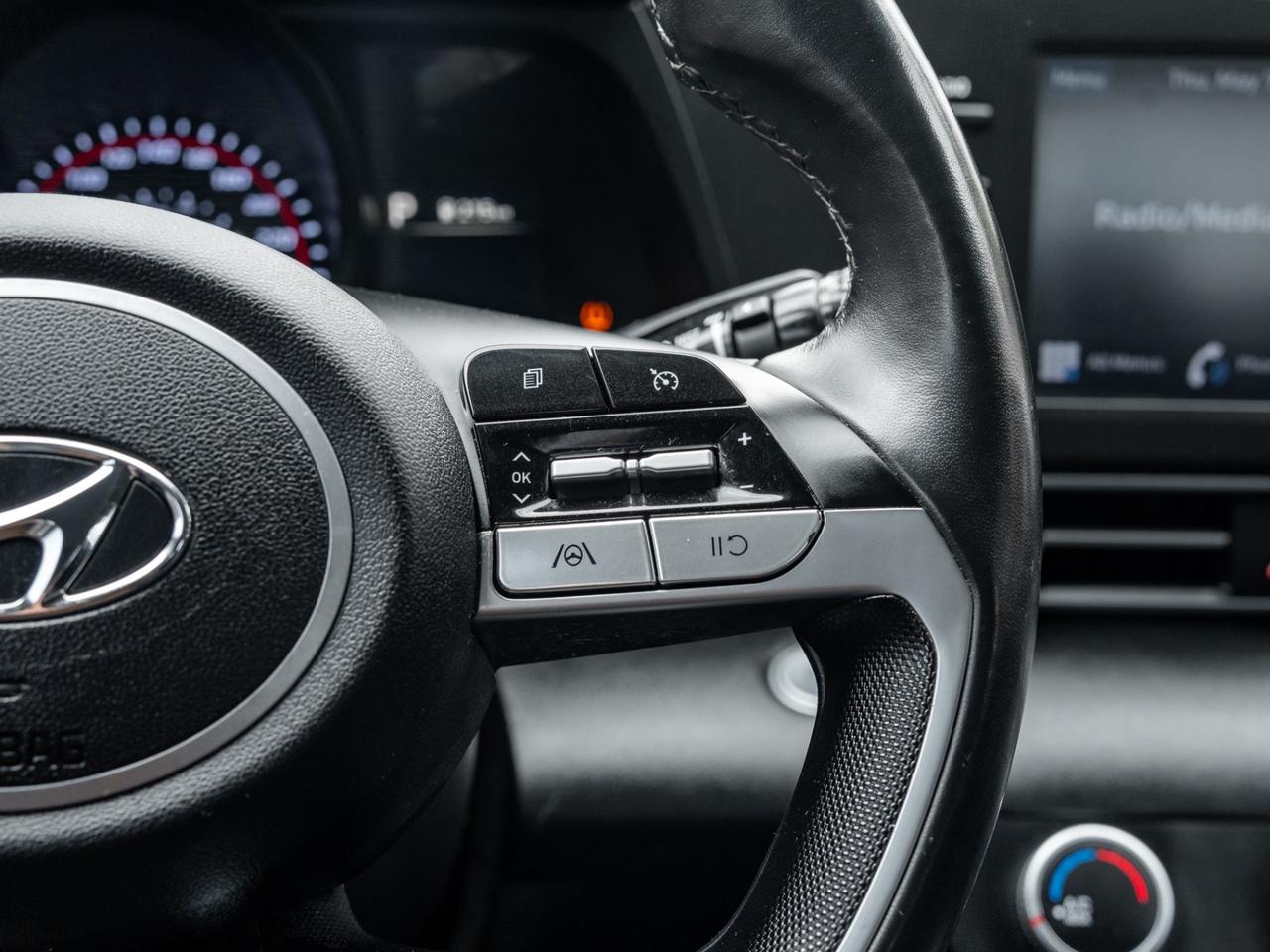 2021 Hyundai Elantra Preferred IVT, Camera Photo