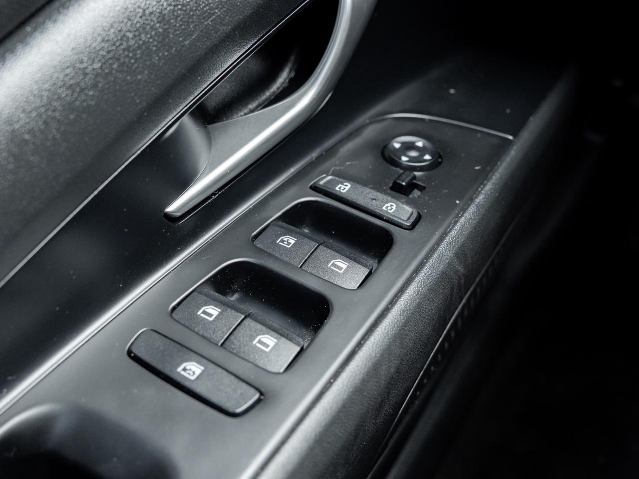 2021 Hyundai Elantra Preferred IVT, Camera Photo
