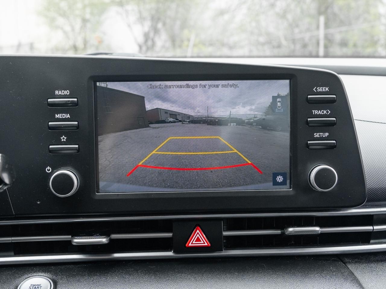 2021 Hyundai Elantra Preferred IVT, Camera Photo
