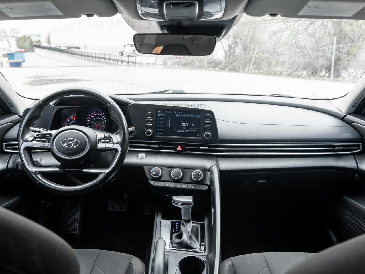 2021 Hyundai Elantra Preferred IVT, Camera Photo