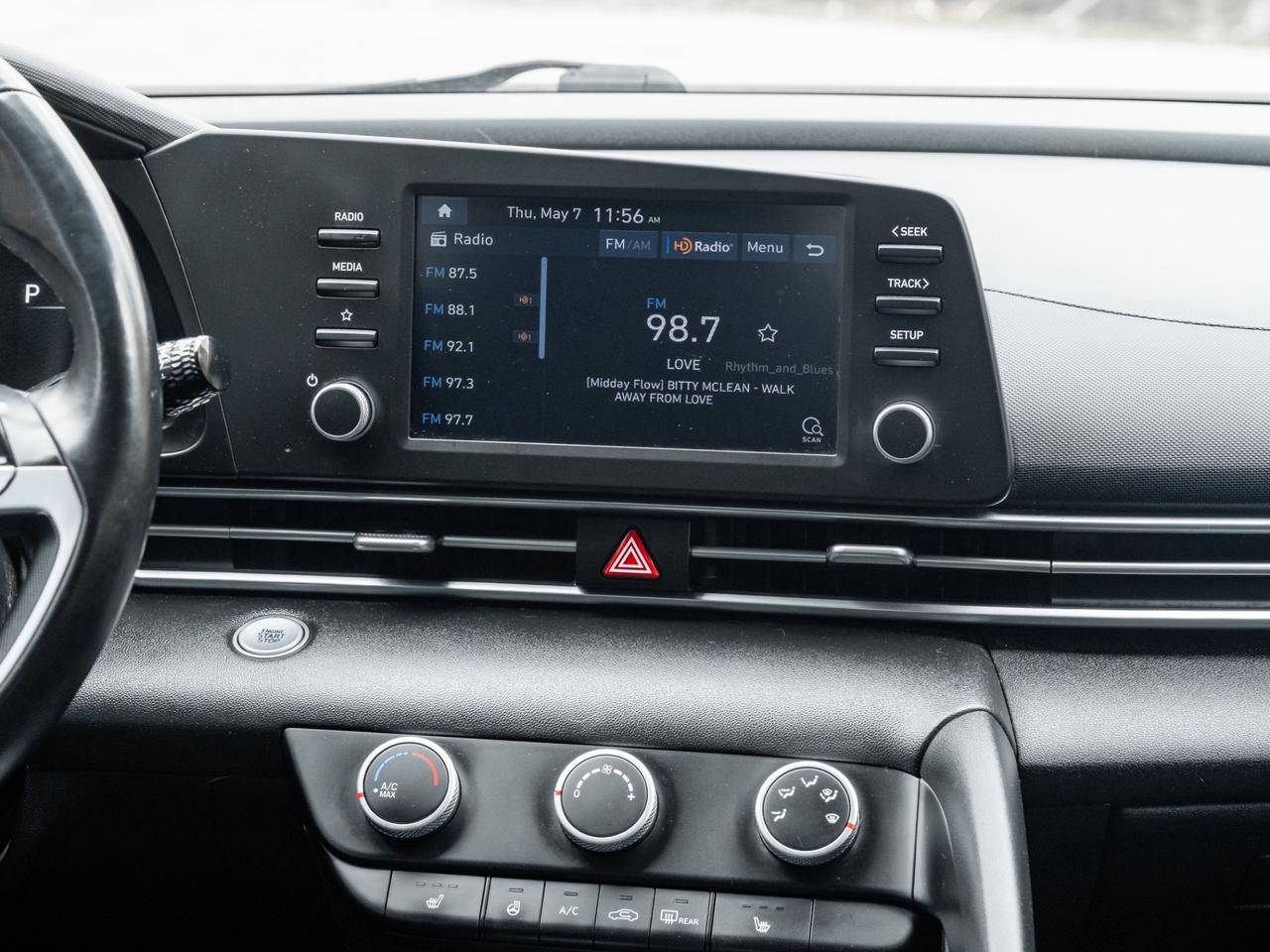 2021 Hyundai Elantra Preferred IVT, Camera Photo