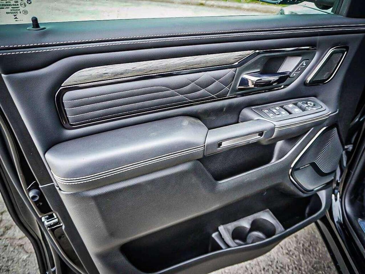 2026 RAM 1500  Photo