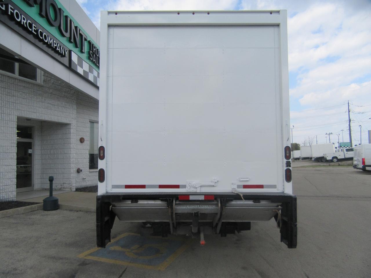 2020 Isuzu NRR DIESEL 20FT HIGH & WIDE BOX POWER LIFTGATE Photo