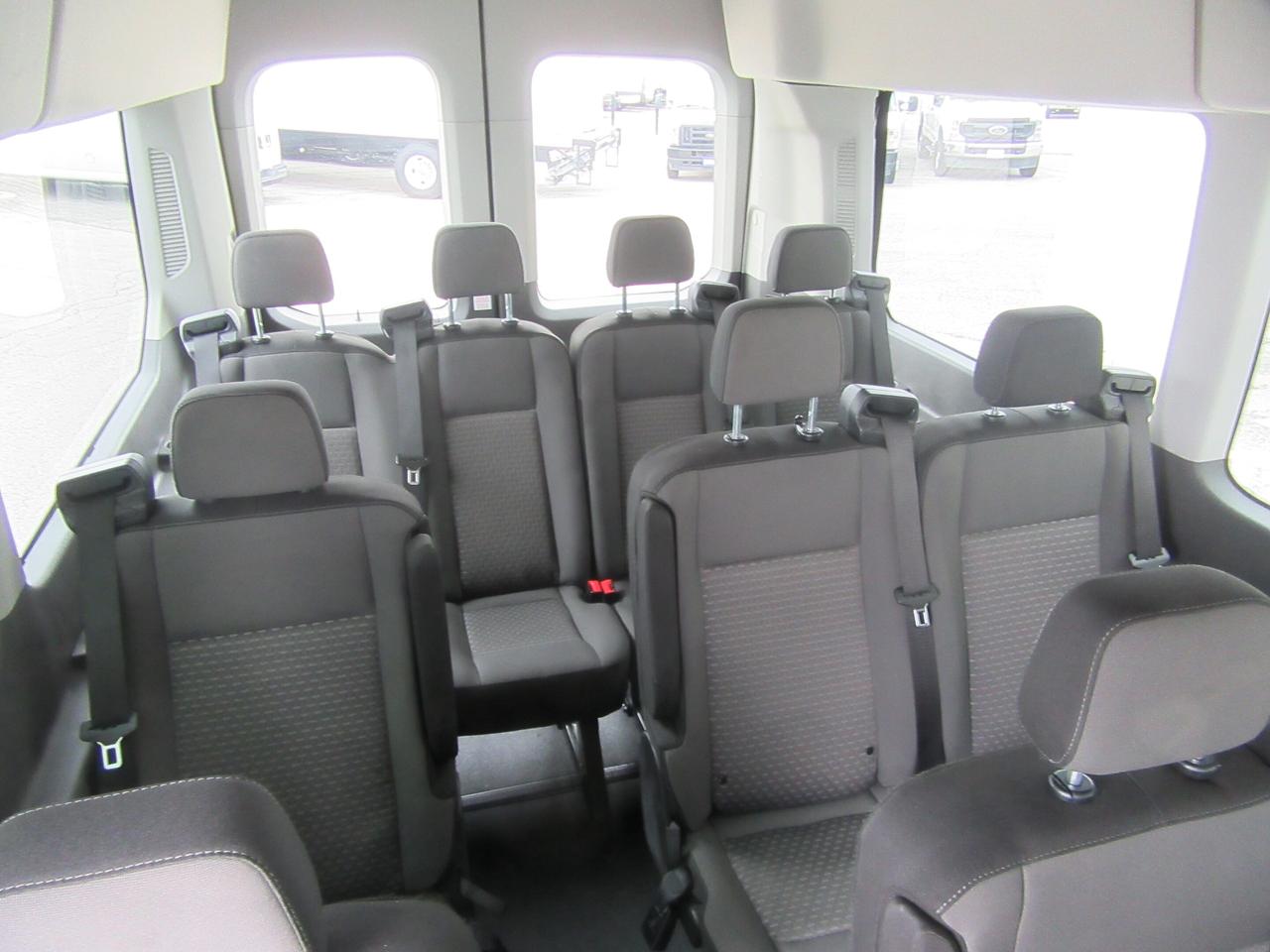 2023 Ford Transit Passenger Wagon T-350 HD ALL WHEEL DRIVE HIGH & LONG 15 PASSENGER Photo4