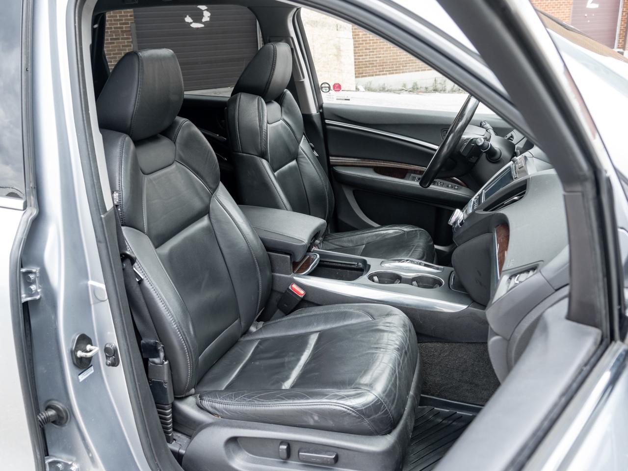 2017 Acura MDX SH-AWD NAV PKG Photo