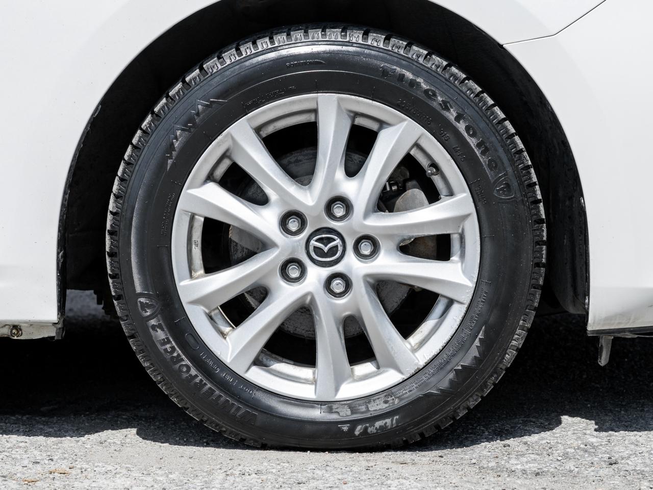 2014 Mazda MAZDA3 GS-SKY, Camera, Accident free Photo3