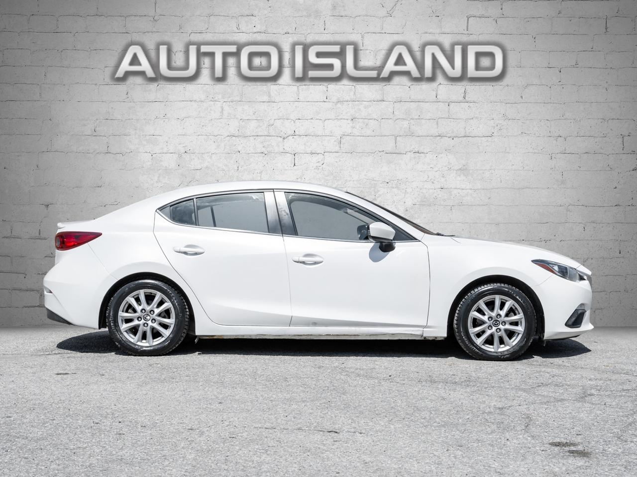 2014 Mazda MAZDA3 GS-SKY, Camera, Accident free Photo2