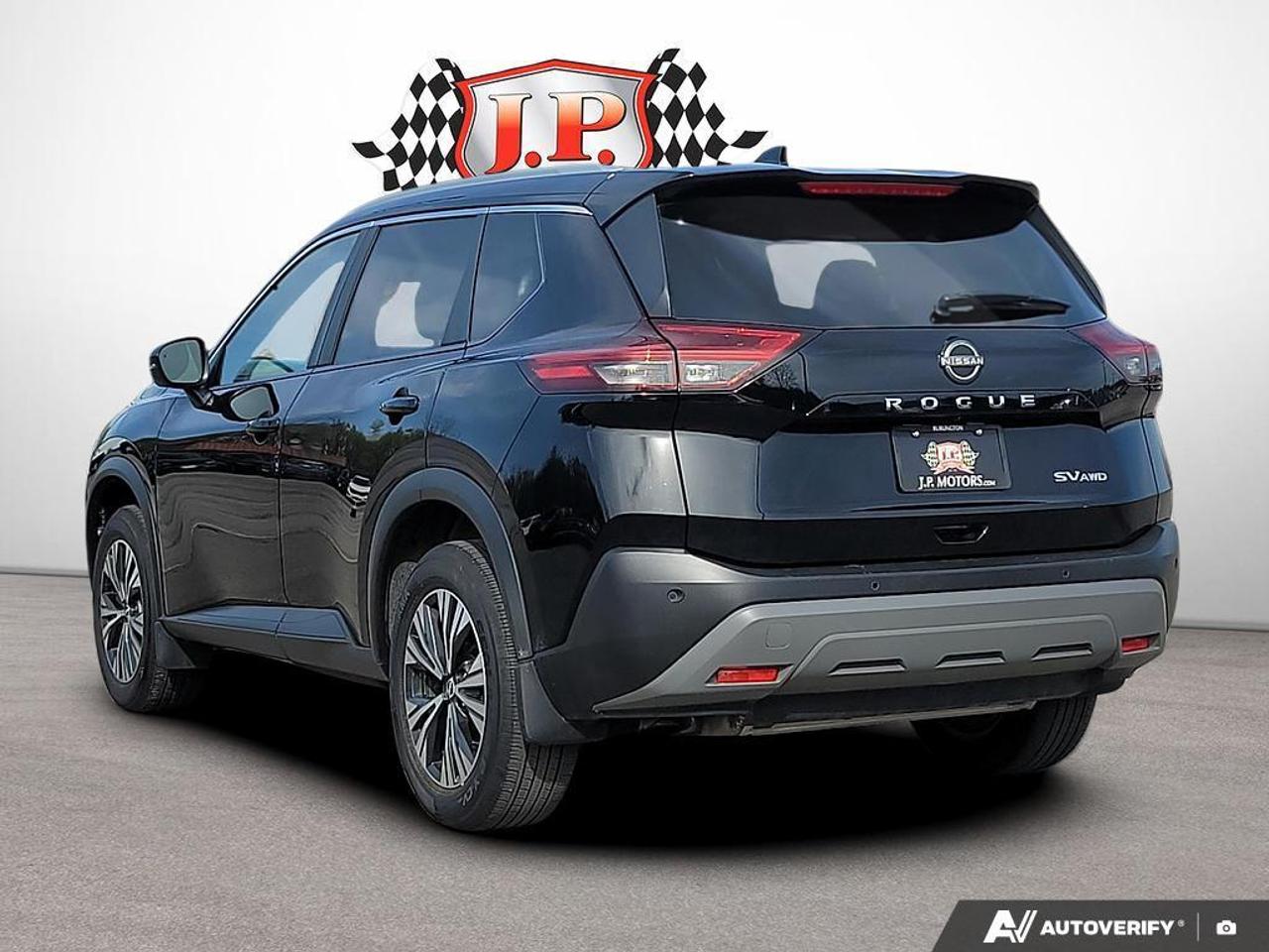 2023 Nissan Rogue SV Moonroof HEATED SEATS   MOONROOF   REMOTE START Photo3