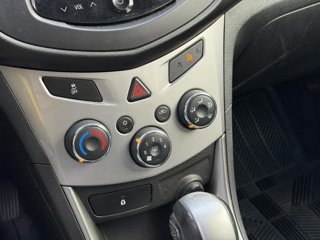 2014 Chevrolet Trax FWD 4dr LT w-2LT Photo