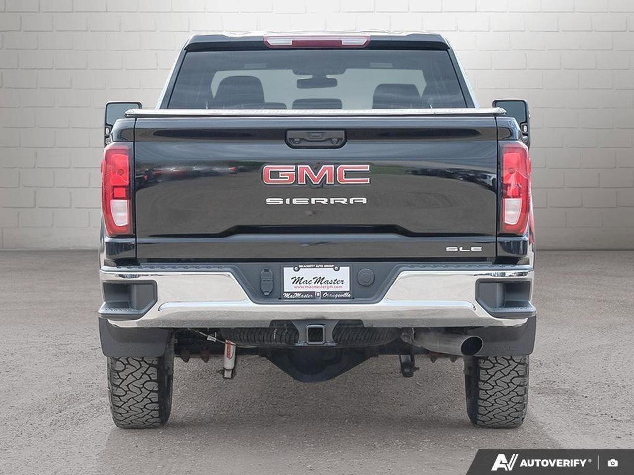 2021 GMC SIERRA 2500HD SLESLE, 6.6L V8, 4X4, ALLOYS, CLOTH, 1-OWNER, MACM Photo3