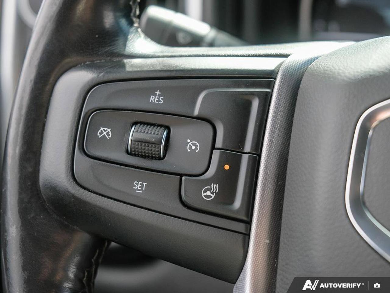 2021 GMC SIERRA 2500HD SLESLE, 6.6L V8, 4X4, ALLOYS, CLOTH, 1-OWNER, MACM Photo