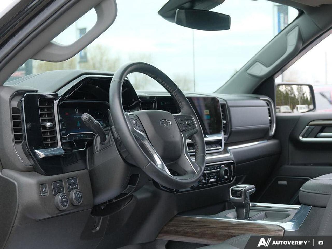 2023 Chevrolet Silverado 1500 RSTRST, 5.3L V8, ALLOYS,  LEATHER, CREW CAB, 1-OWN Photo