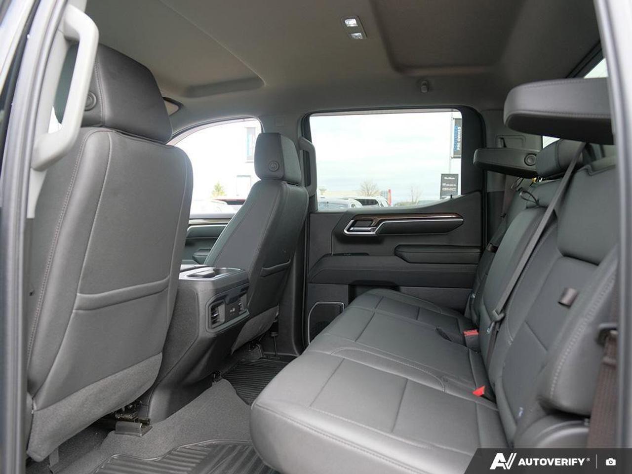 2023 Chevrolet Silverado 1500 RSTRST, 5.3L V8, ALLOYS,  LEATHER, CREW CAB, 1-OWN Photo