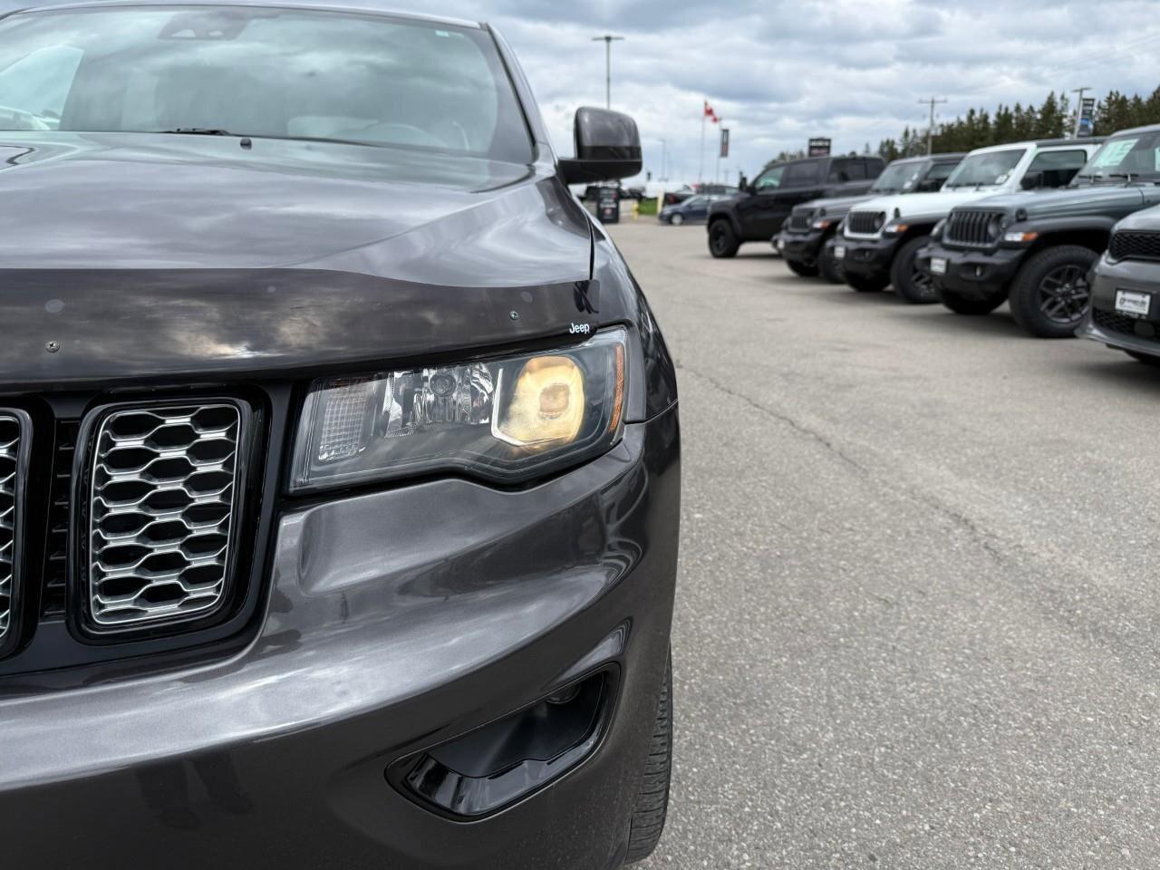 2021 Jeep Grand Cherokee ALTITUDE 4X4 Photo