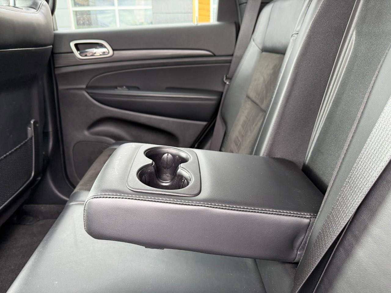 2021 Jeep Grand Cherokee ALTITUDE 4X4 Photo