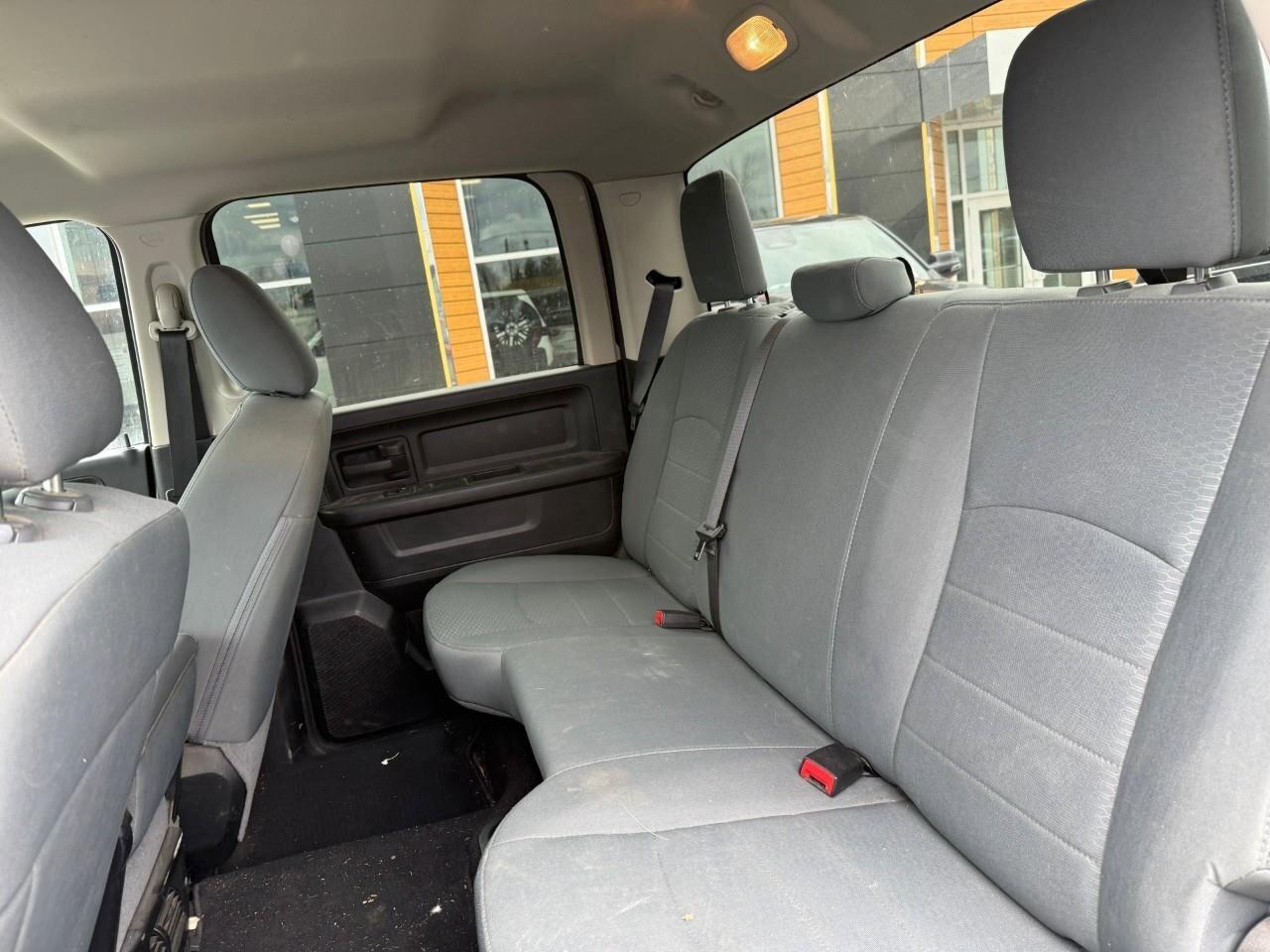 2018 RAM 1500 Express 4x4 Crew Cab 5'7  Box -Ltd Avail- Photo