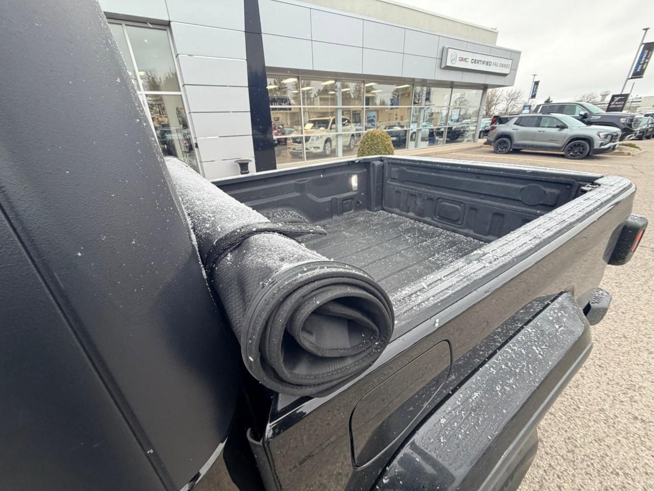 2022 Jeep Gladiator Willys 4x4 Photo